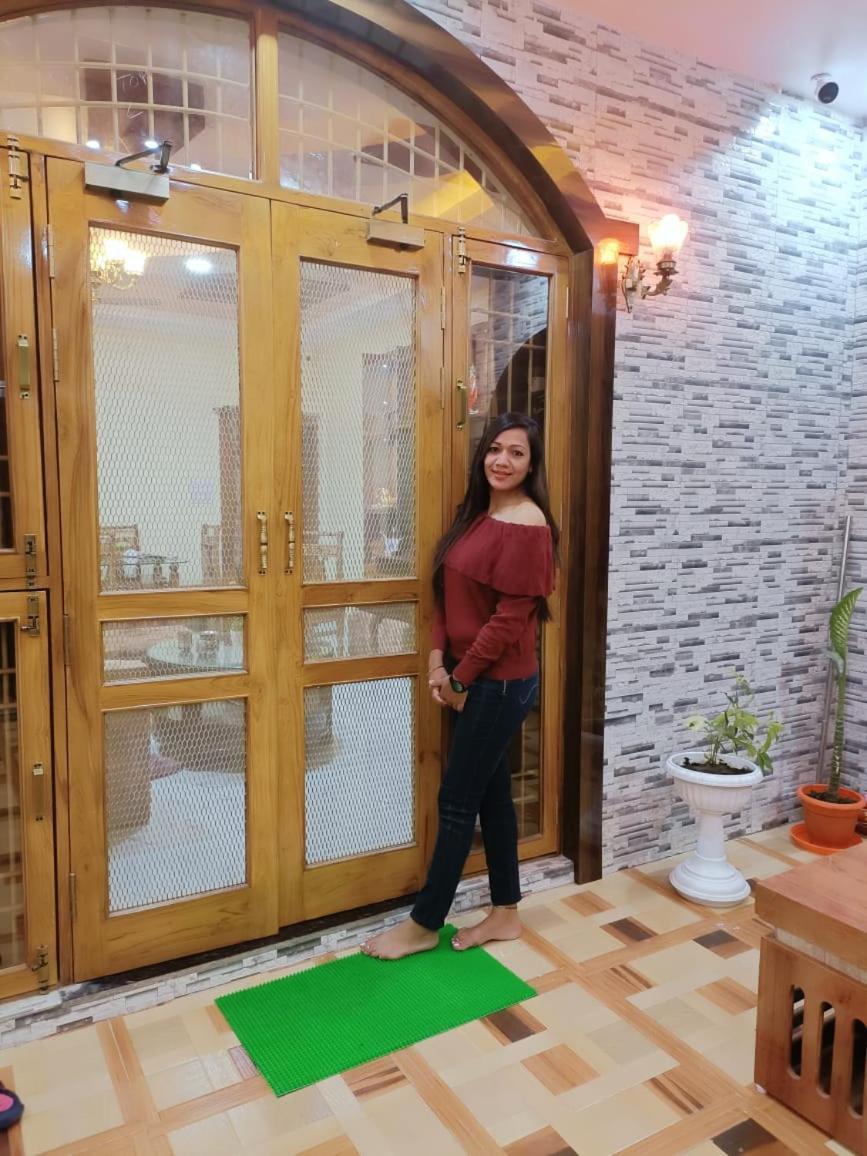 Willa Adbhut Nivas Bhopal Zewnętrze zdjęcie